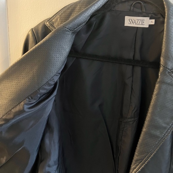 SNAZZIE Leather jacket - Picture 5 of 7